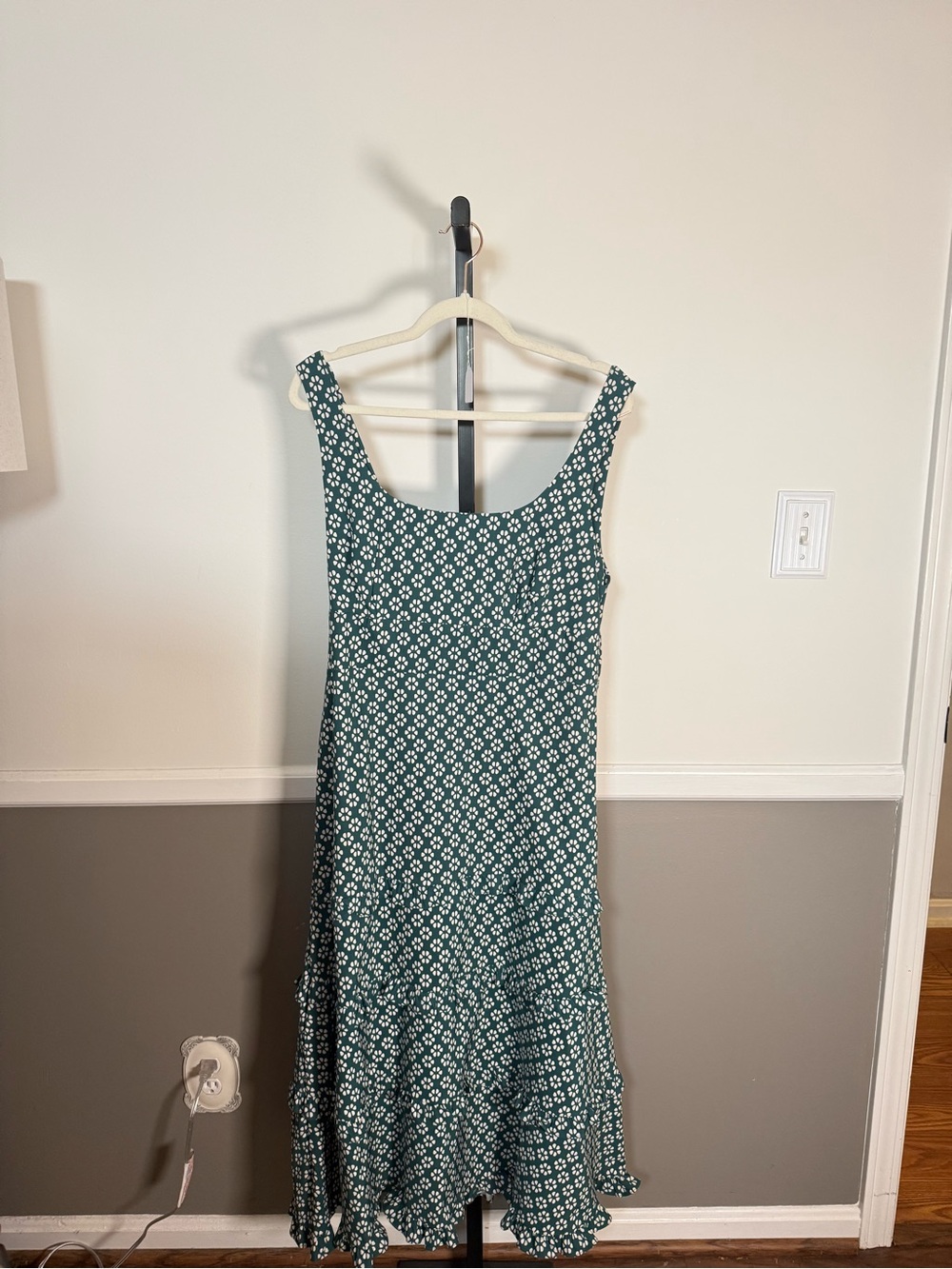 By Anthropologie Blythe Floral Tiered Midi Dress Green Large Square Neck - Picture 4 of 9